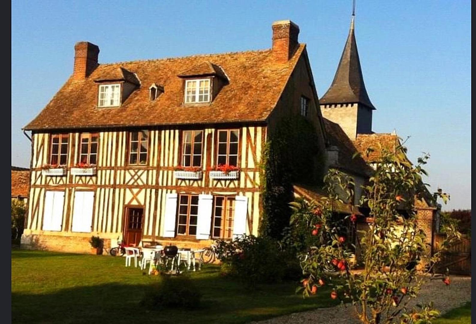 Le Petit Chapitre Pinterville Exterior foto