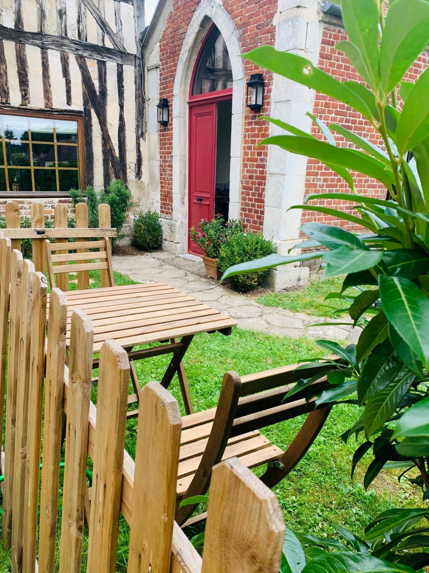 Le Petit Chapitre Pinterville Exterior foto